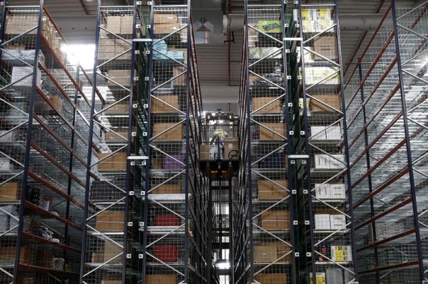 А могли бы и пенсионерам раздать... Amazon уничтожает миллионы товаров