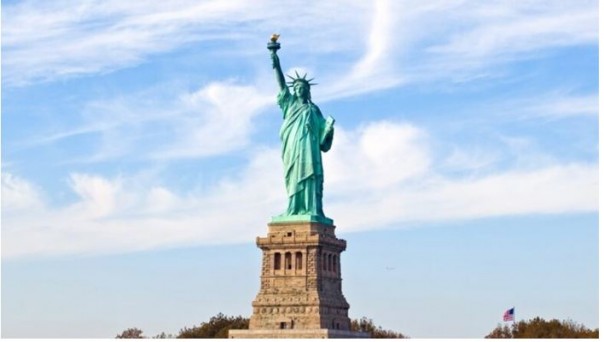 США стала одной из самых непопулярных среди туристов стран