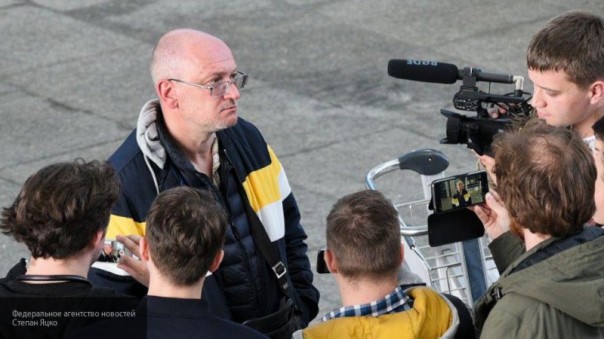 Истинную сущность не скроешь: Резник требует снятия с должности депутатов-наркоманов тайно покуривая «косячок»