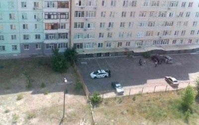 В Киеве и Сумах студенты выбросились из окна из-за плохой оценки | В Киеве ночью женщина выпала из окна 11 этажа