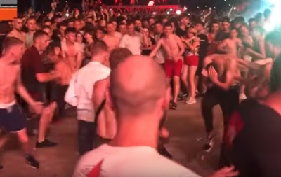 На концерте в Киеве произошла массовая драка