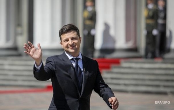 Зеленский уволил главу МИД Украины Климкина и начал увольнять губернаторов. Назначен глава внешней разведки