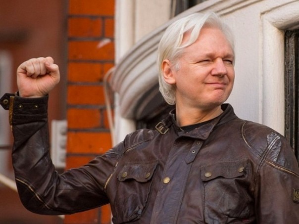 МИД Великобритании: Лондон не вышлет Ассанжа в страну, где действует смертная казнь