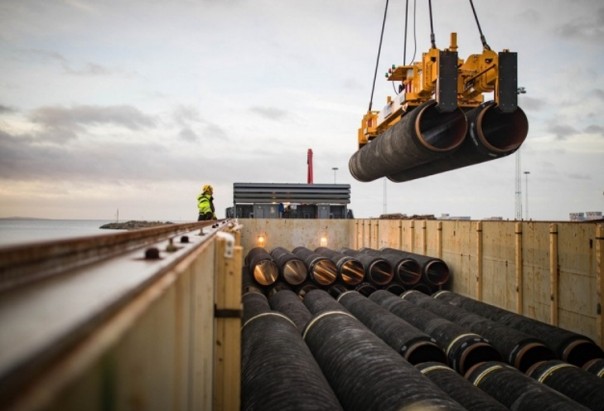 Трубоукладчики «Северного потока — 2» не ушли из Балтики: выгружают трубы