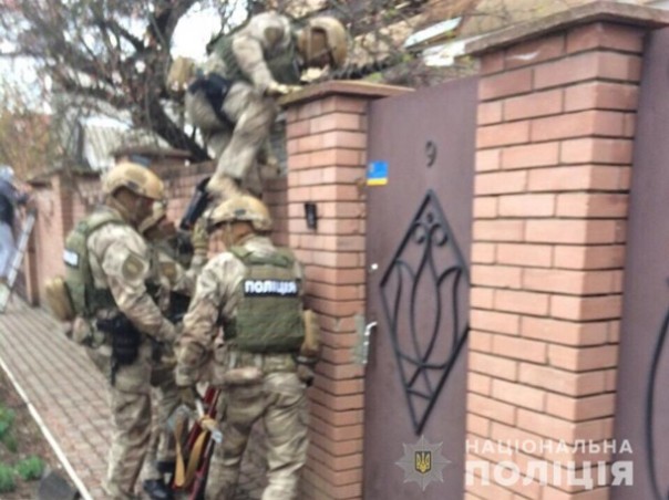 В Сумах накрыли бордель, работавший под видом сауны | Украинских рабынь освободили в Испании