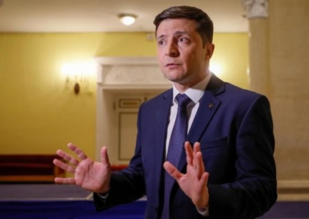 Зеленский заявил о "хрупкой надежде" на мир в Донбассе