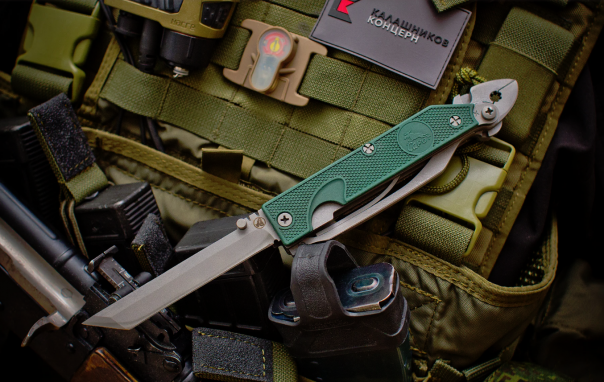 Нож из танкового трака – мультитул Российской армии