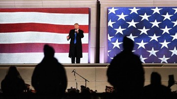 Трамп заявил об угрозе "невиданного краха" американской экономики