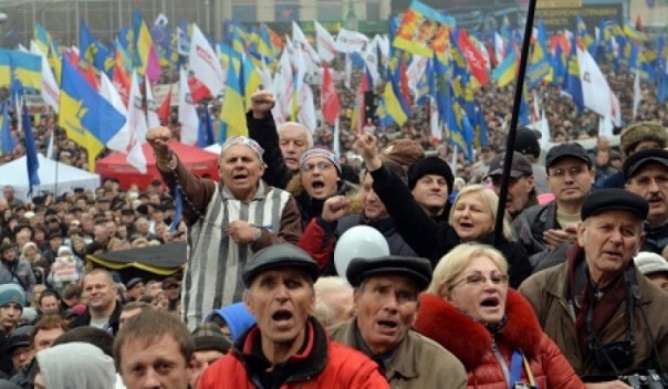 Зрада: Большинство украинцев недовольны своей жизнью