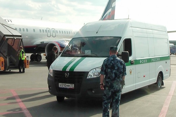 Для иностранных преступников предложили ввести новое наказание