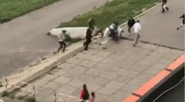 В Харькове "нацики" с ножами и кастетами напали на кандидата в депутаты от "Оппозиционной платформы - За жизнь"