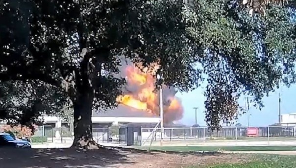 Появилось видео авиакатастрофы, унесшей жизни десяти человек в США