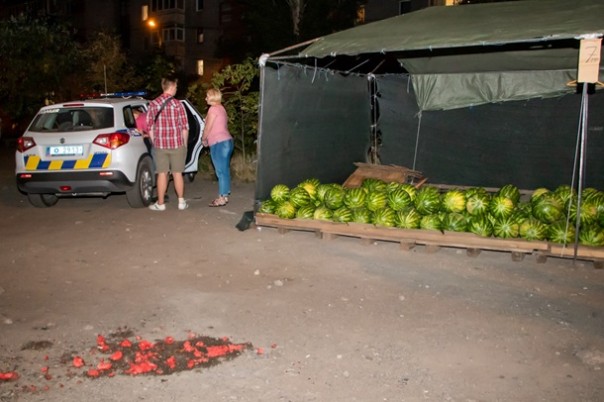 В Днепропетровске конфликт из-за арбуза закончился поножовщиной