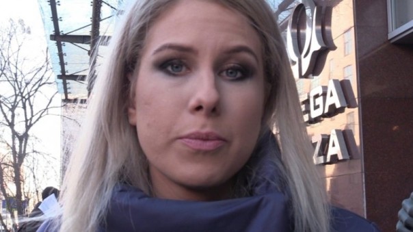 Любовь Соболь задержали у здания Мосгоризбиркома