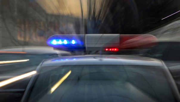 Погулял: в один день житель Якутска украл телефон, угнал машину и разгромил музей