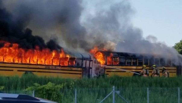 Десятки школьников пострадали в столкновении двух автобусов в Канаде | ДТП в Анталье: пострадали 25 человек