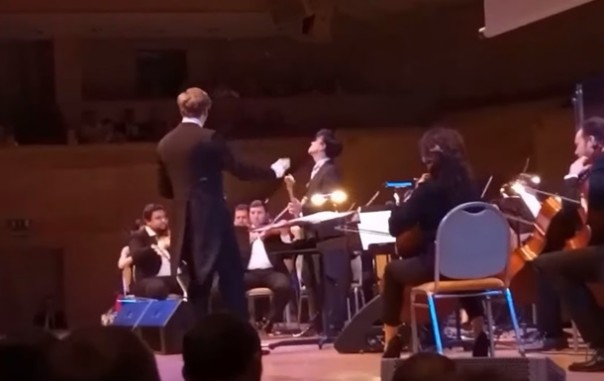 "Получи ответку": Гитарист группы Кино сыграл известнейший хит Metallica