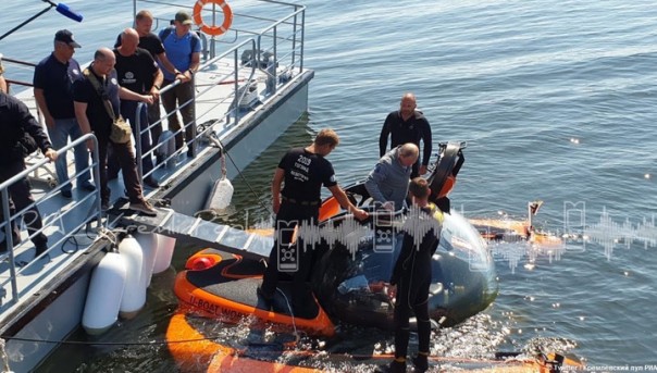 Путин отправился к "Семге" на дно Балтики