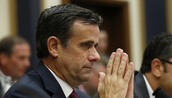 Трамп меняет главу Национальной разведки США