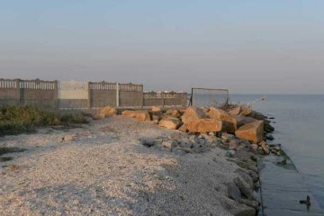 "П*здуйте, мы все за Россию!" На популярном украинском курорте вспыхнул скандал из-за языка