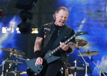 Metallica спела "Группу крови" в Лужниках