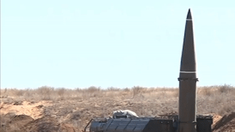 Учебные стрельбы ракетой "Искандер" в "Капустином яру" прошли успешно
