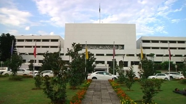 Правительство Пакистана отозвало своих дипломатов из Индии | Премьер-министр Пакистана: готов ли мир к ядерной войне?