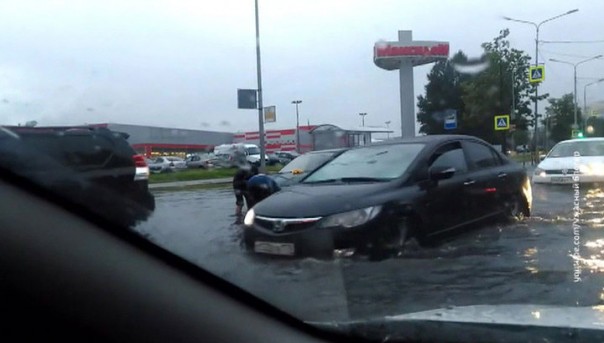 Циклон затопил Петербург, пригрозил Москве и двинулся на Тверь