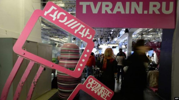 Такого поворота журналист «Дождя» не ожидал: москвичка обругала протестующих