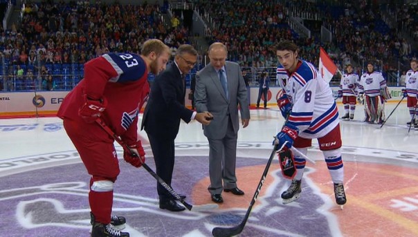 Владимир Путин открыл Кубок мира по хоккею среди молодежных команд