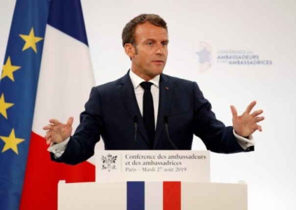 Макрон приедет в Москву на День победы