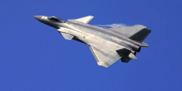 Китайцы создадут палубный истребитель на основе J-20