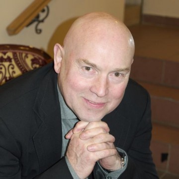 Виктор Сухоруков: Убежден – свою родину любить надо всякой, и спасать только через любовь, а не проклятья