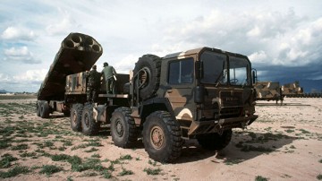 Глава Пентагона выступил за скорейшее размещение ракет в Азии