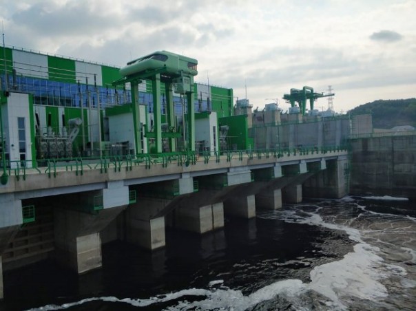 Нажми на кнопку: Нижне-Бурейскую ГЭС сегодня ввели в эксплуатацию Нажми на кнопку: Нижне-Бурейскую ГЭС сегодня ввели в эксплуатацию Наука и технологии