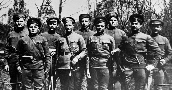 На флангах — латыши: как латышские стрелки принесли победу большевикам