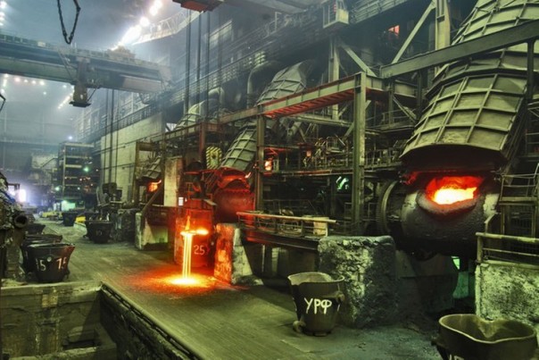 Промышленное производство в России в августе выросло на 2,9%