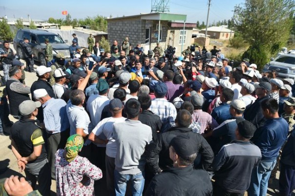 Перестрелка на границе с Киргизией: озвучено число раненых таджиков | Из зоны киргизско-таджикского конфликта эвакуируют население