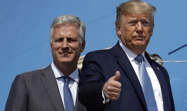 Советник Трампа увольняет из СНБ США десять человек