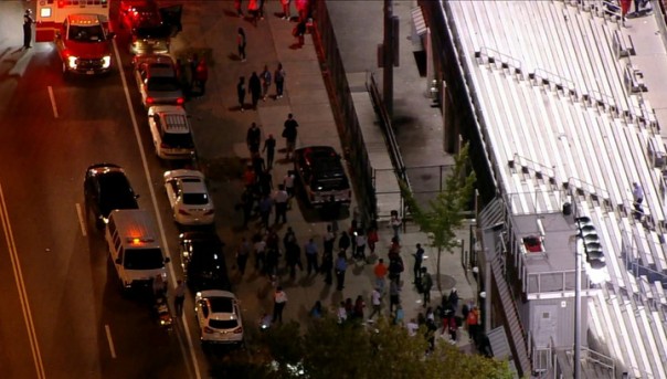 Конфликт взрослых во время футбольного матча привел к пулевым ранениям подростков