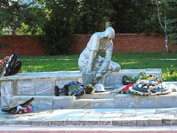 Вслед за Прибалтикой? Под Рязанью демонтировали памятник советским воинам