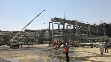 Саудовский принц объяснил, почему не удалось отразить атаки на НПЗ