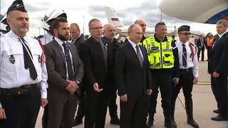 Французские силовики попросили Путина о совместной фотографии