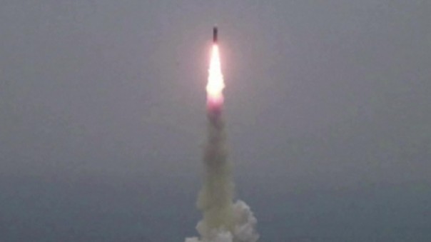 КНДР запустила новую ракету с подлодки