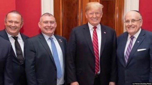 Во Трамп навытворял!