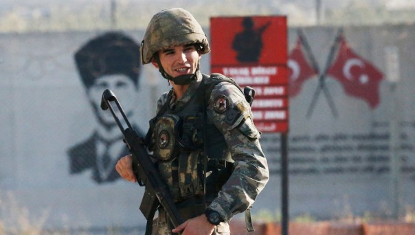 Курдам указали на выход: Анкара дала 120 часов, чтобы покинуть буферную зону