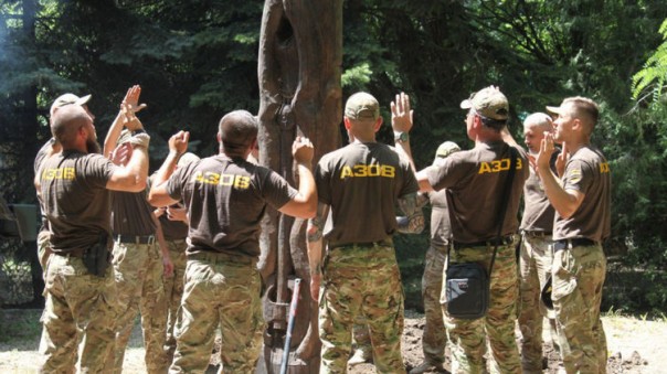 «Связь между «Азовом» и терактами в Америке очевидна». Зачем США хотят приравнять полк Нацгвардии Украины к ИГИЛ