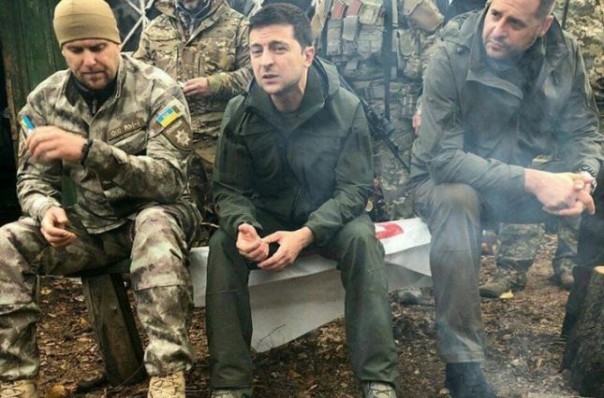 The Show Must Go On: Зеленский опубликовал видео разговора с националистами в Золотом