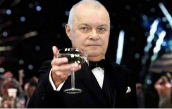 ТВ, джаз, рэп, вино: телеведущий Дмитрий Киселёв возглавил Союз виноделов России