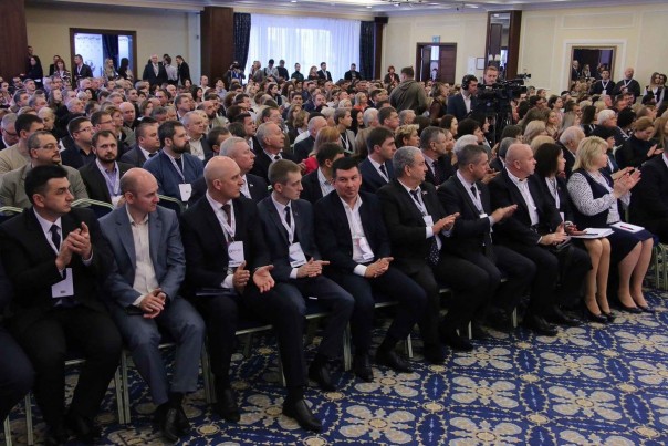 Итогом работы Донецкого международного инвестиционного форума стало подписание 34 соглашений на сумму 135,6 млрд рублей